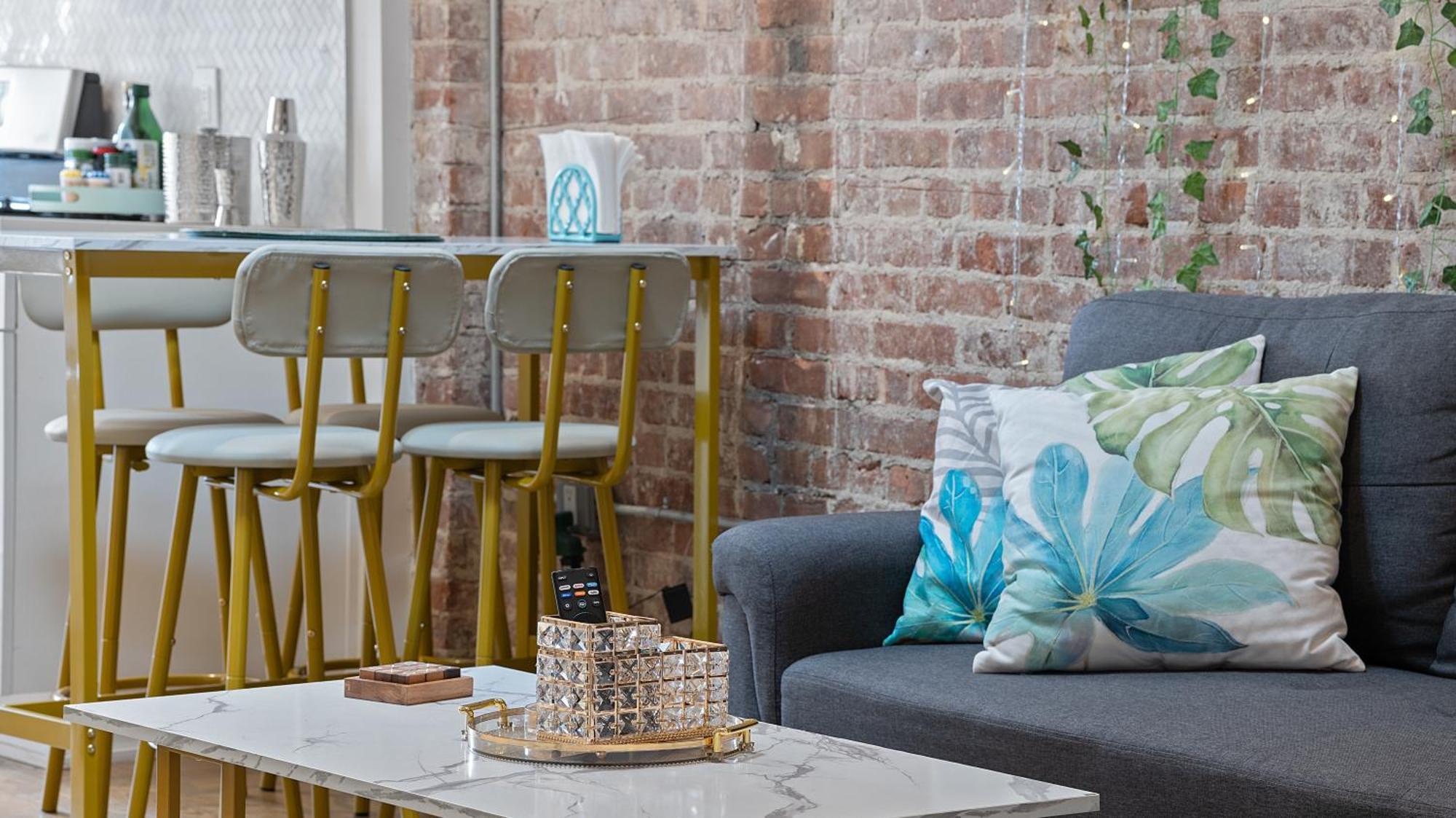 Chic Penthouse 15 Minutes From Nyc - Bus Stop At Doorstep Hoboken Exteriér fotografie