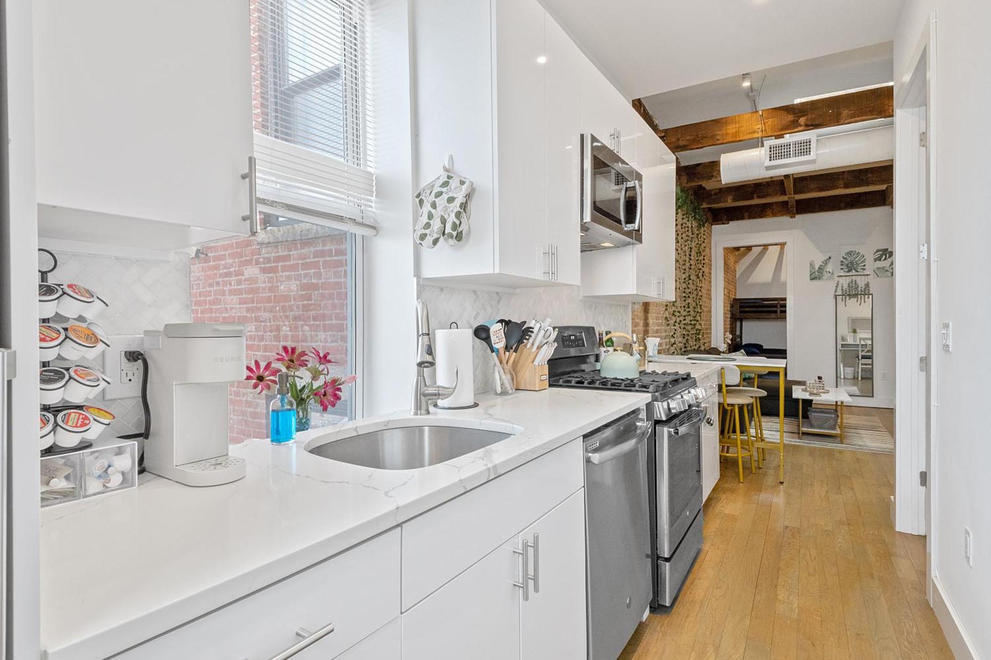 Chic Penthouse 15 Minutes From Nyc - Bus Stop At Doorstep Hoboken Exteriér fotografie
